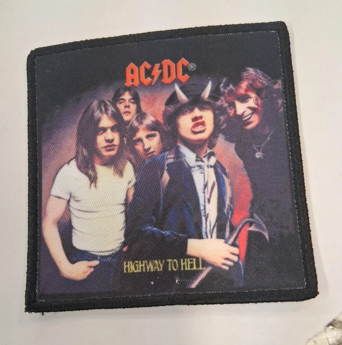 Patch Tessuto AC/DC Logo 3D Ritagliato - Merce Ufficiale Da Stirare