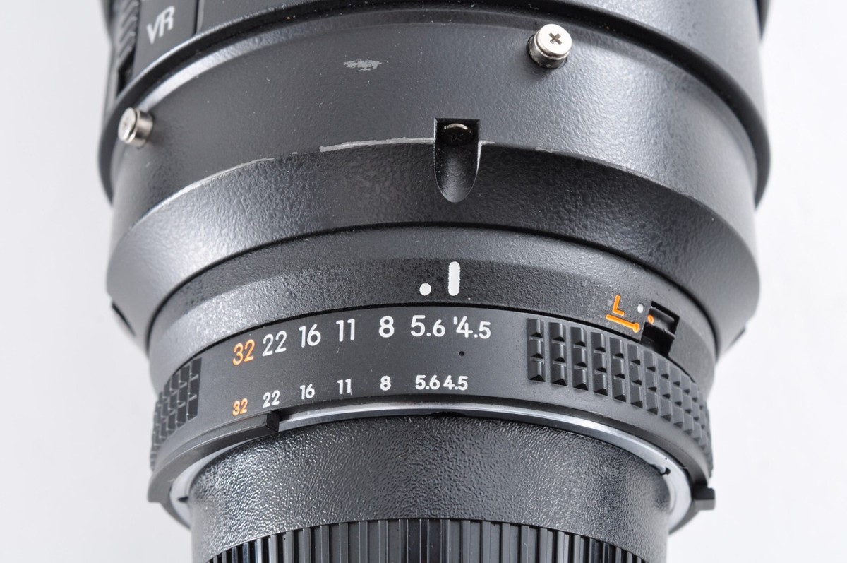 Nikon ED AF VR NIKKOR 80-400mm f/4.5-5.6 D Telephoto From Nikon ED AF VR NIKKOR 80-400mm f/4.5-5.6 D Telephoto From
