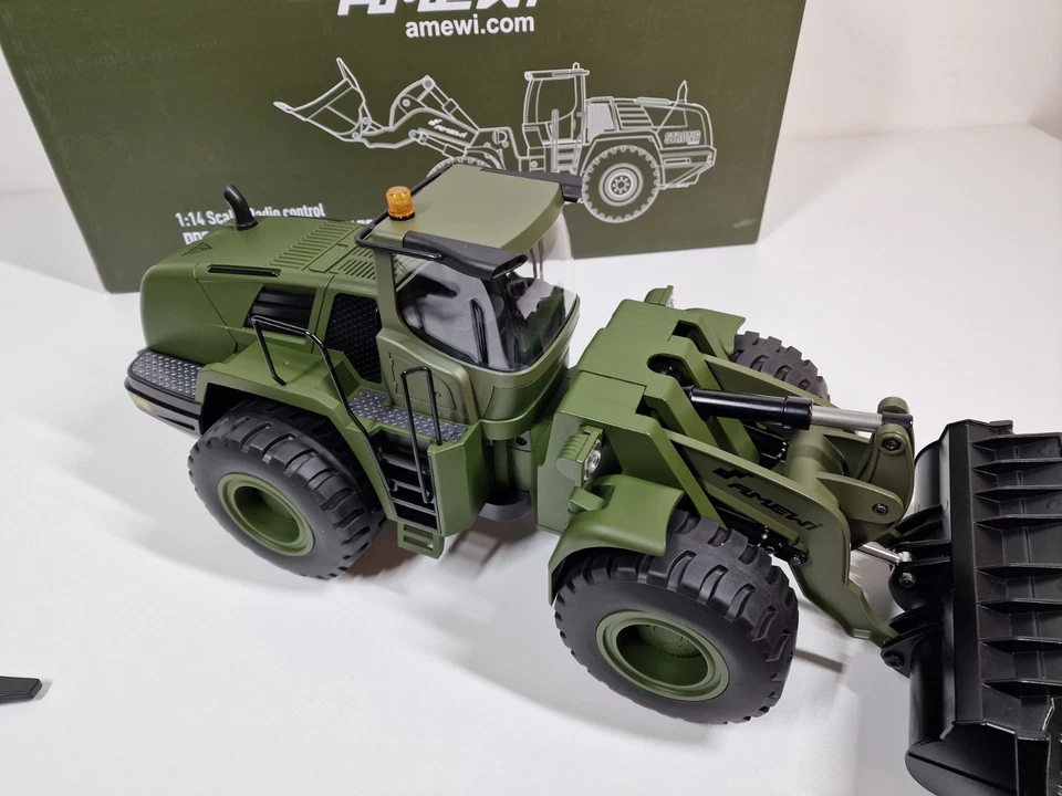 Amewi 22534 Rc Radlader G485E ME 1:14 10-Kanal Militär Teilmetall 2.4Ghz RTR-Set - Bild 4 von 4