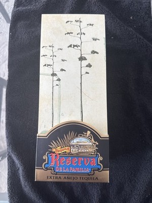 Jose Cuervo Tequila Reserva De La Familia Melanie Smith 2018 Collectors Box