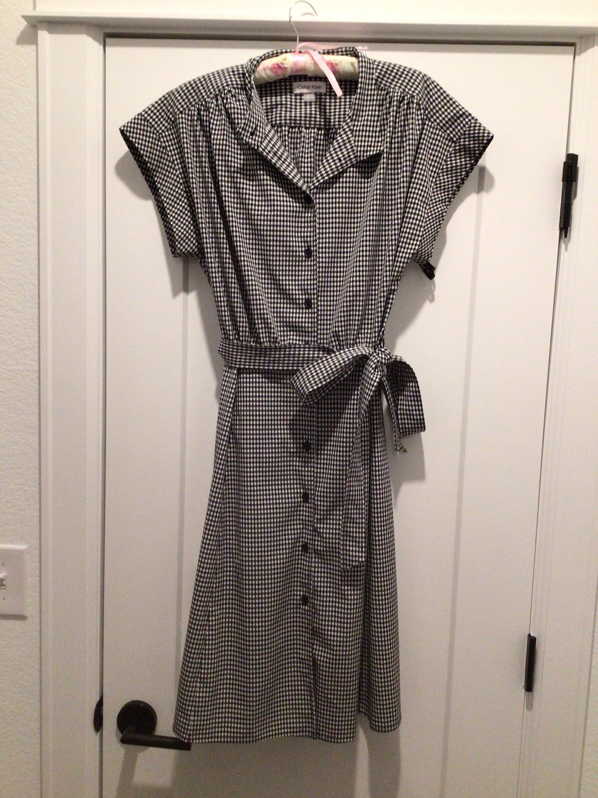 Calvin Klein Women’s MIDI Gingham Black-White Button Tie Dress