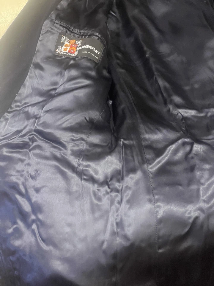 Vantage HAMMERSLEY  Thick wool pea coat Plain Cuff  Size U.K-38” EUR 48”U.S-38” - Image 2 of 4