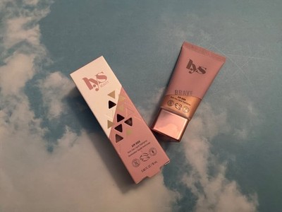 LYS Beauty Aim High Multi Use Liquid Highlighter   BRAVE (Champagne) New in Box