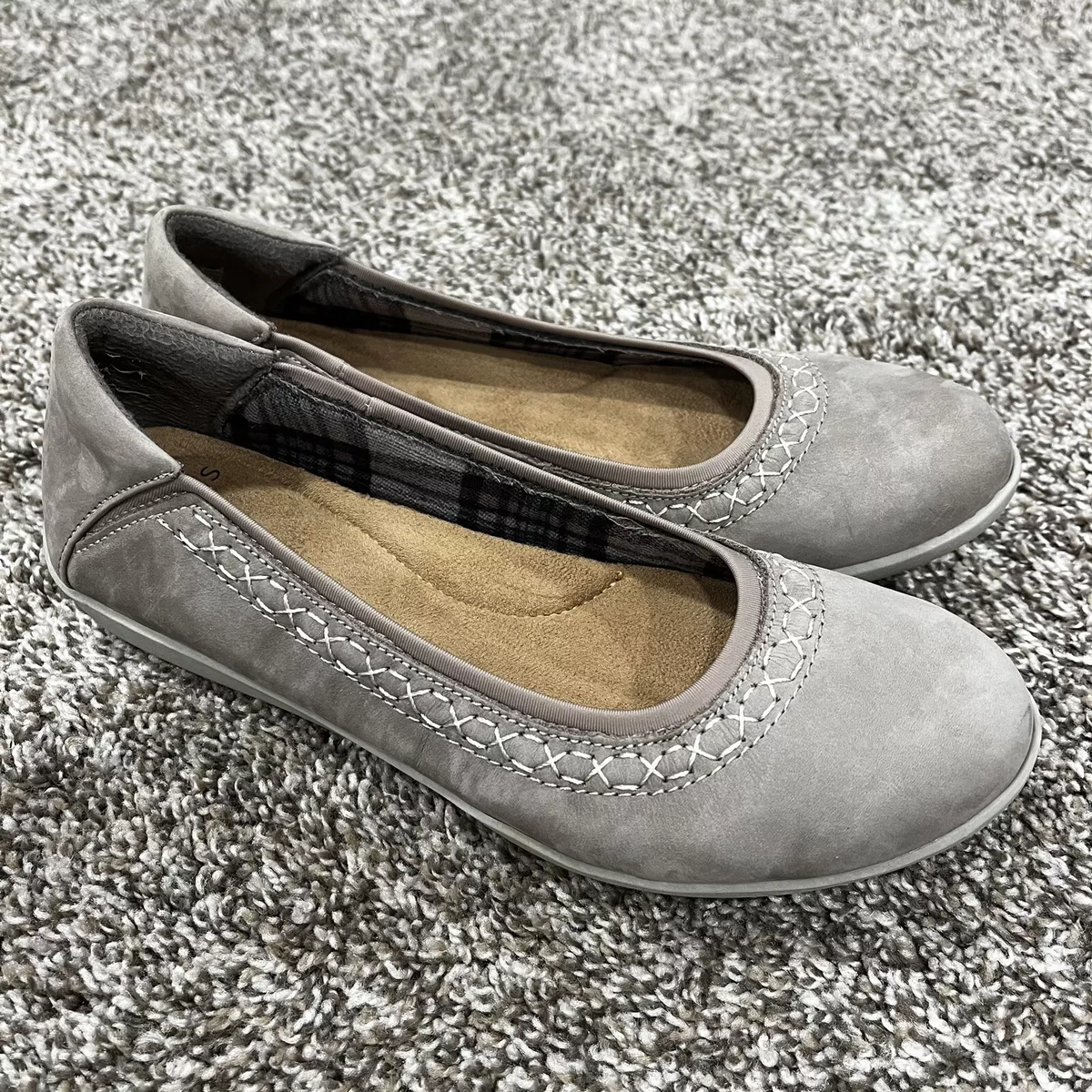 Size 8 best sale flats