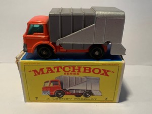 matchbox series 7 refuse truck