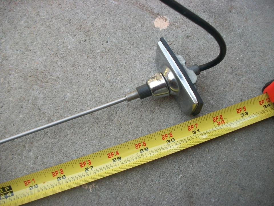 Antena Ford Mustang Torino Fairlane Galaxie Mercury 1965-1974 rara como nueva Foto 3 de 4