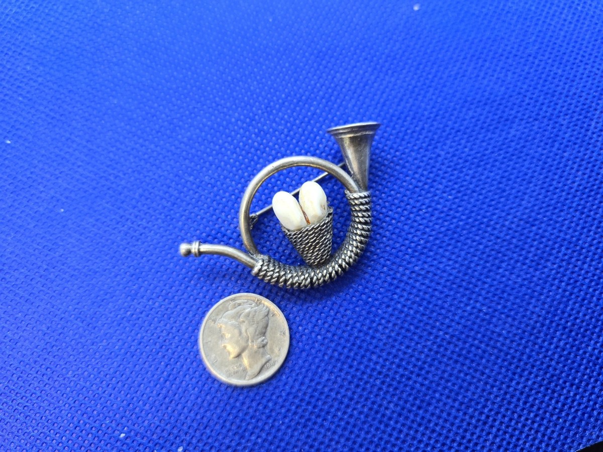 Vintage Sterling French Horn Pin with Teeth View 2