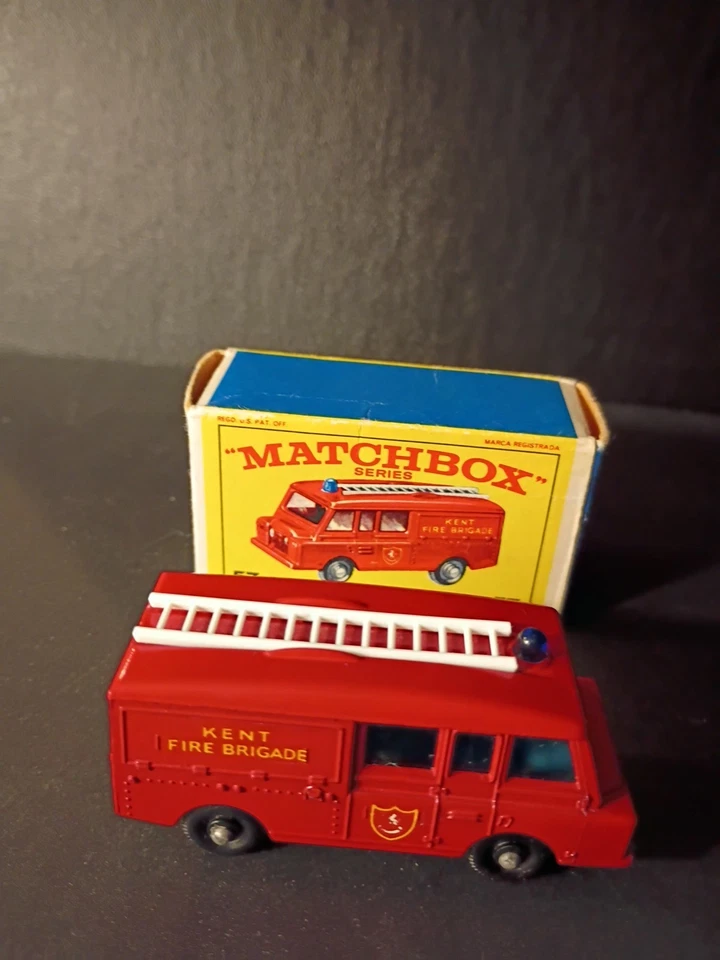 Matchbox #57C Land Rover Fire Truck 1966  In Original E4 Box - Image 3 of 4