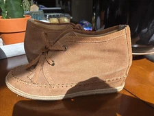 Crown Vintage Boots Womens 7 M Mac Chukka Booties Gray Leather Tassel Ties Wedge