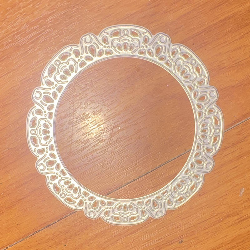 Sizzix Round Lace Doily Decorative Circle Frame Cutting Die 147294