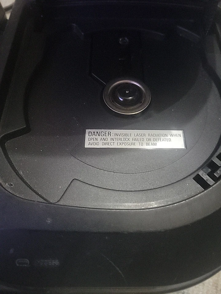 Consola CD combo SEGA GENESIS & CD modelo 2 sin probar COMO ESTÁ Z18 Foto 2 de 4