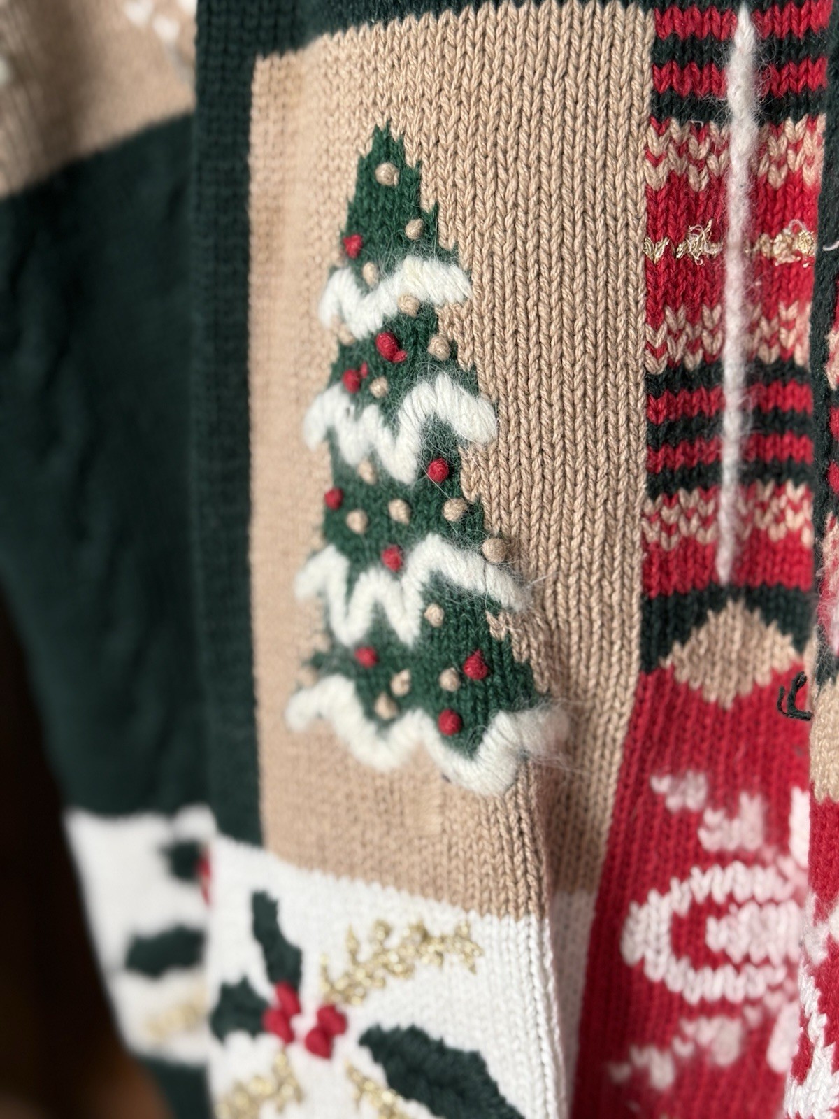 Vintage Classic Elements Patchwork Christmas Swea… - image 10