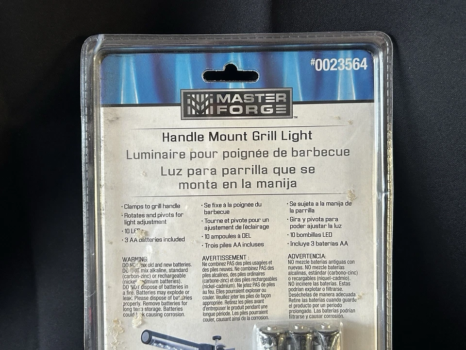 Master Forge Manija Montaje Abrazadera Parrilla Luz LED Giratoria y Pivote Plateada Nuevo Sellado Foto 4 de 4