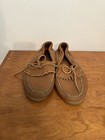 Minnetonka Womens Size 9 Beig Leather Slip On Boat Shoes Loafers Moccasin — photo 1