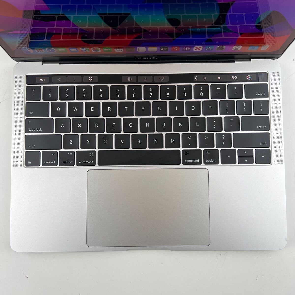 Apple 13 Apple 13