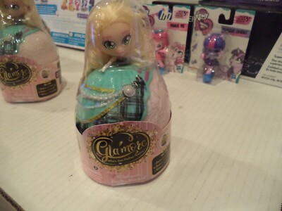 Gla'more Lacy Doll Playset, 15 Surprises, 1 Doll, And 1 Ultimate Dream