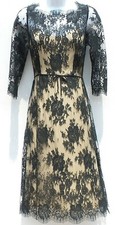 CAROLINA HERRERA Black Floral Lace Overlay Scalloped Fringe Beige Lined Dress 2