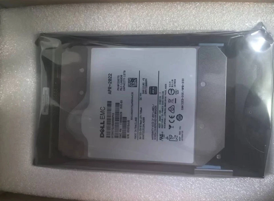 EMC D4-VS07-12000 005053214 005053215 12Gb NL SAS 12TB Hard Drives - Image 3 of 4