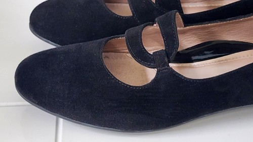 Beautifeel Slip-On Black Suede Flats Size 40 US 9.5? NWT - Picture 2 of 11