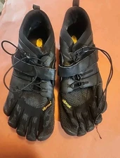 Vibram Men's FiveFingers V-Train 2.0 Black 14-15 (20M7701) Defects 