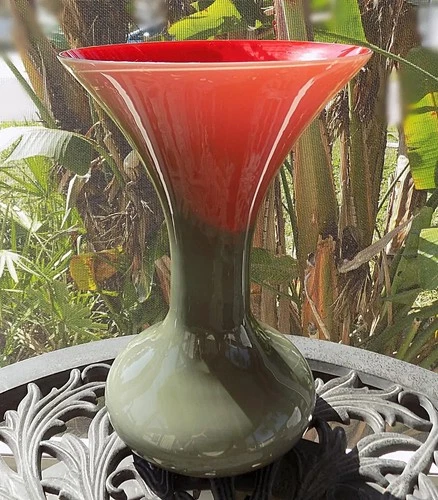 Murano Glass Trumpet Vase by VINCENZO NASON
