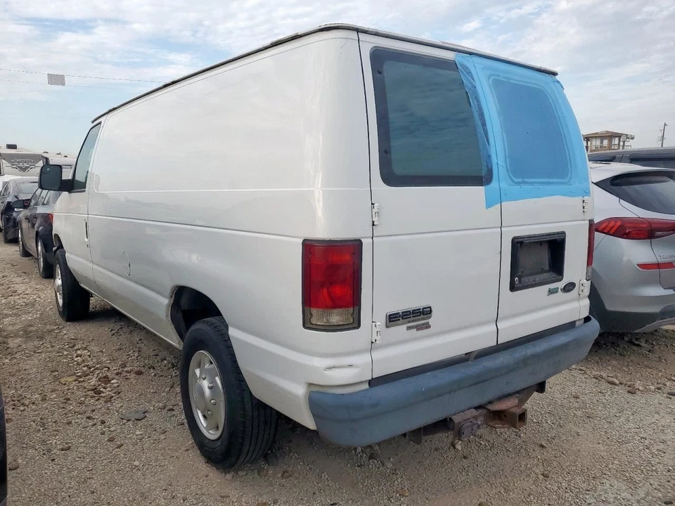 (LOCAL PICKUP ONLY) Passenger Right Fender Fits 08-19 21-23 FORD E350 VAN 605802 - Image 2 of 4