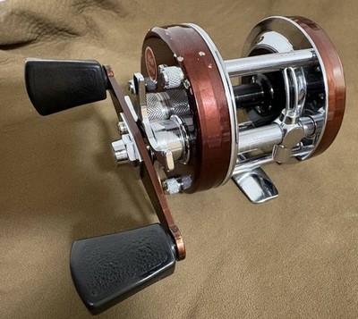 Abu Garcia Ambassadeur 5500 Casting Reel Round Profile Brown
