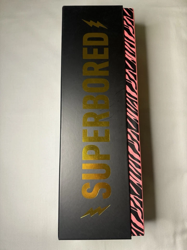 Виниловая фигурка Bored Ape Yacht Club x Superplastic Superbored Skipper высотой 13 дюймов - Изображение 2 из 4