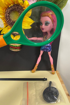 Mattel Monster High Doll Puppe : Gigi Freaky Field Trip 41/24