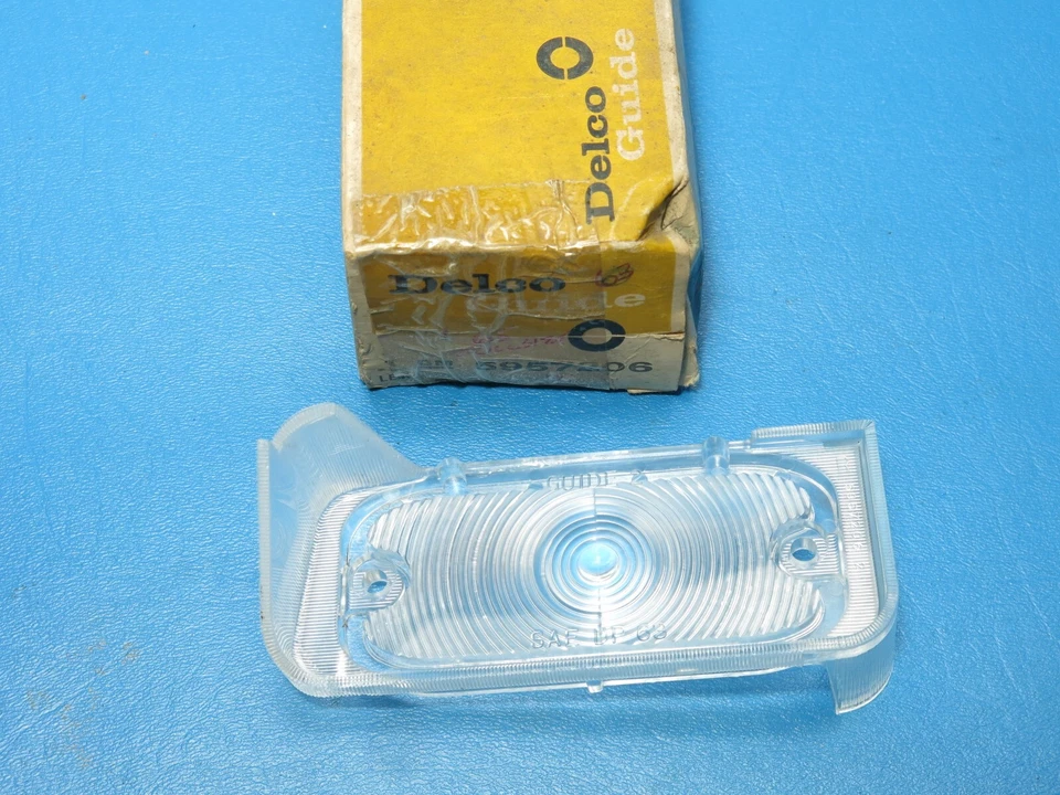 Новый из старых запасов руководство GM 1965 Pontiac Bonneville Catalina 2 + 2 парковочный свет лампа объектив - Изображение 2 из 3