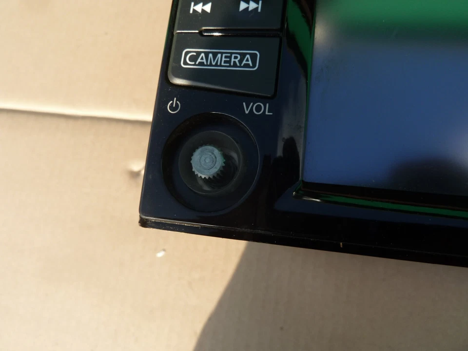 Nissan Pulsar C13 Radio Autoradio Navigationssystem Ohne Code 25915-3ZL0A - Bild 3 von 4