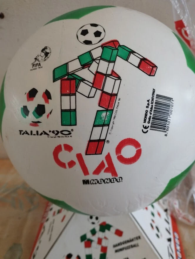 Set Pallone Italia 90 con t shirt mondiali in busta by Mondo licenza ufficiale - Immagine 2 di 4