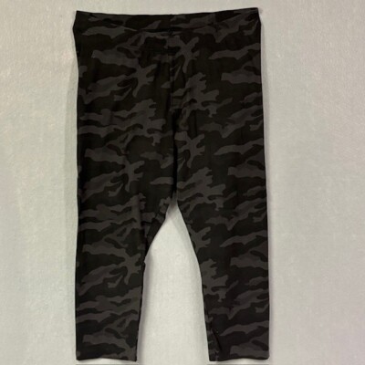 Old Navy Capri Leggings Womens XXL Tall Camo Stretch Elastic Waist  Activewear