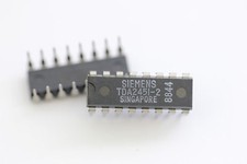 TDA2451-2 SIEMENS INTEGRATED CIRCUIT NOS ( New Old Stock ) 1PC. C522AU5F120814