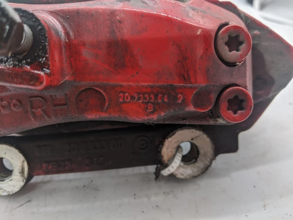 MASERATI QUATTROPORTE 2007 RIGHT FRONT COMPLETE BRAKE CALIPER - Image 4 of 4