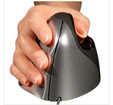 Evoluent VM4R VerticalMouse Mouse 4 Right USB 6 Button Ergonomic Vertical Wired