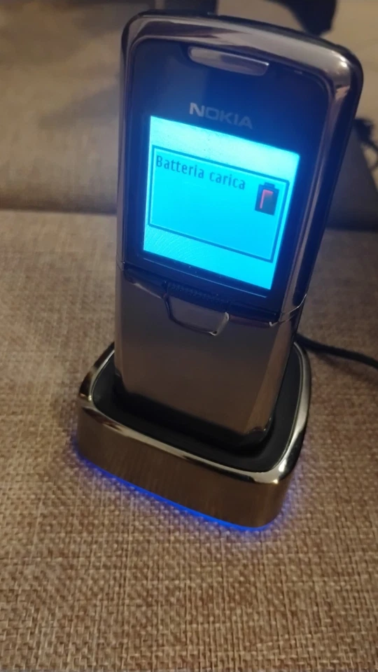 NOKIA 8800 STAINLESS STEEL CELLULARE VINTAGE ORIGINALE DA TESTARE LOTTO STOCK - Immagine 4 di 4