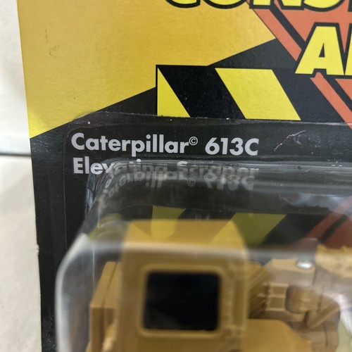Raschietto elevatore ERTL Road Costruction Ahead Caterpillar 613C scatola pressofusa1  - Foto 2 di 8