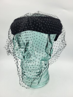 Vintage Marshall Field & Co Betmar Fascinator Pillbox Hat 