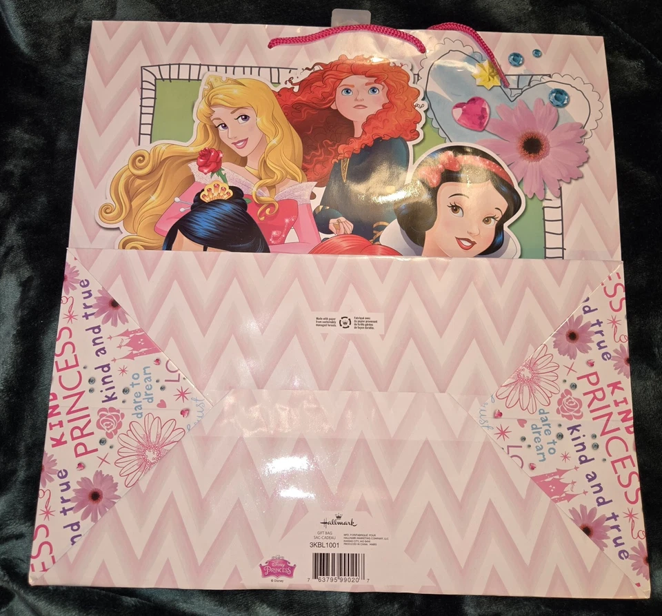 12 Disney Princesses Pink Gift Bags With Glitter From Hallmark  15 In Tall NEW - Image 2 of 4