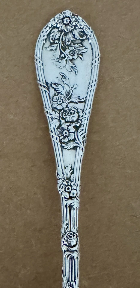 ART NOUVEAU STERLING DURGIN DAUPHIN 9” BERRY SERVING SPOON HEAVY OLD PIECE - Image 2 of 4