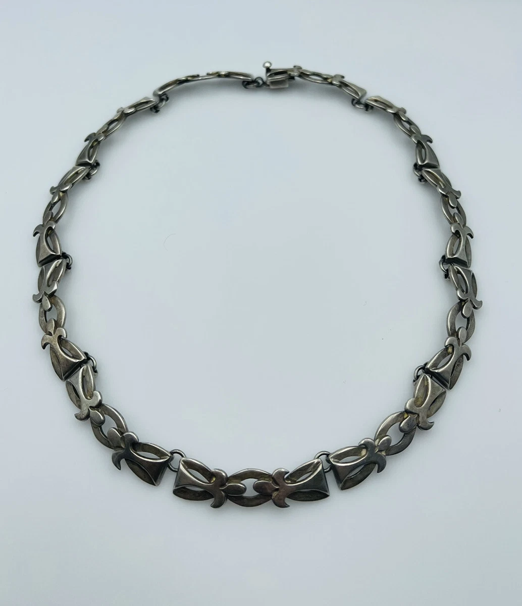 Sterling silver swirl collar necklace - Unusual Jewellery