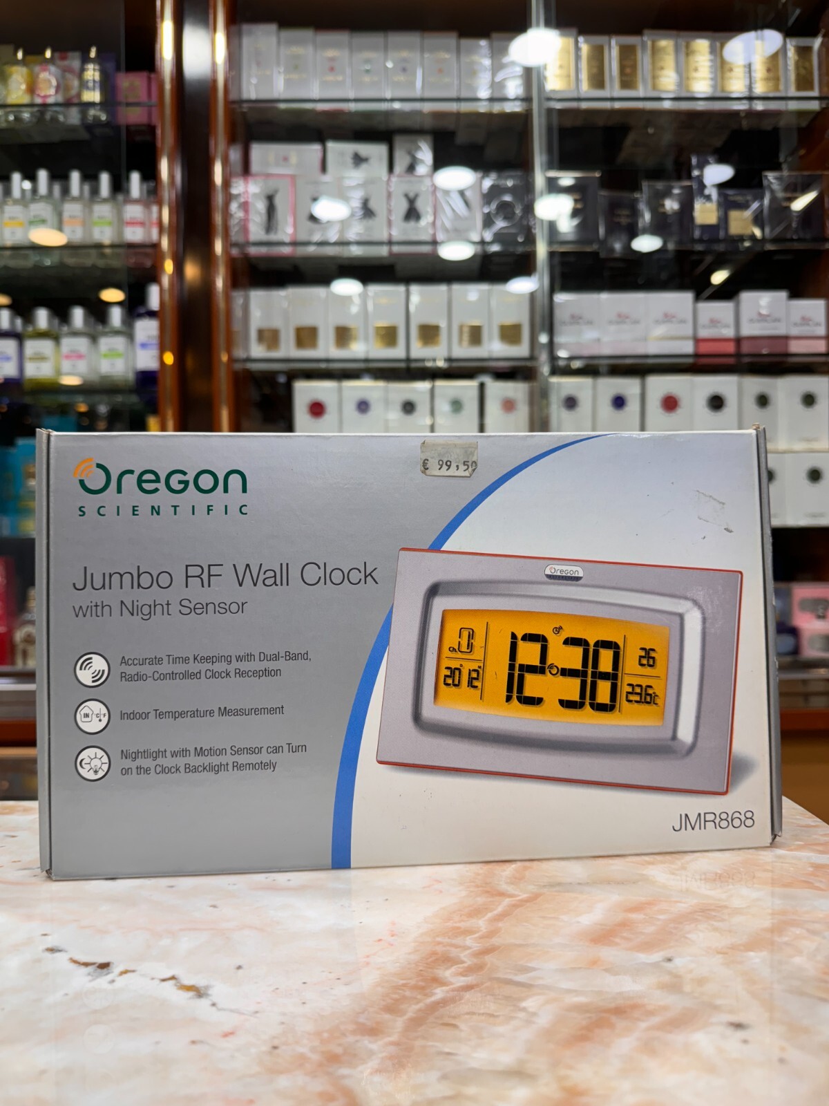 OREGON SCIENTIFIC JUMBO RF WALL CLOCK NIGHT SENSOR JMR868