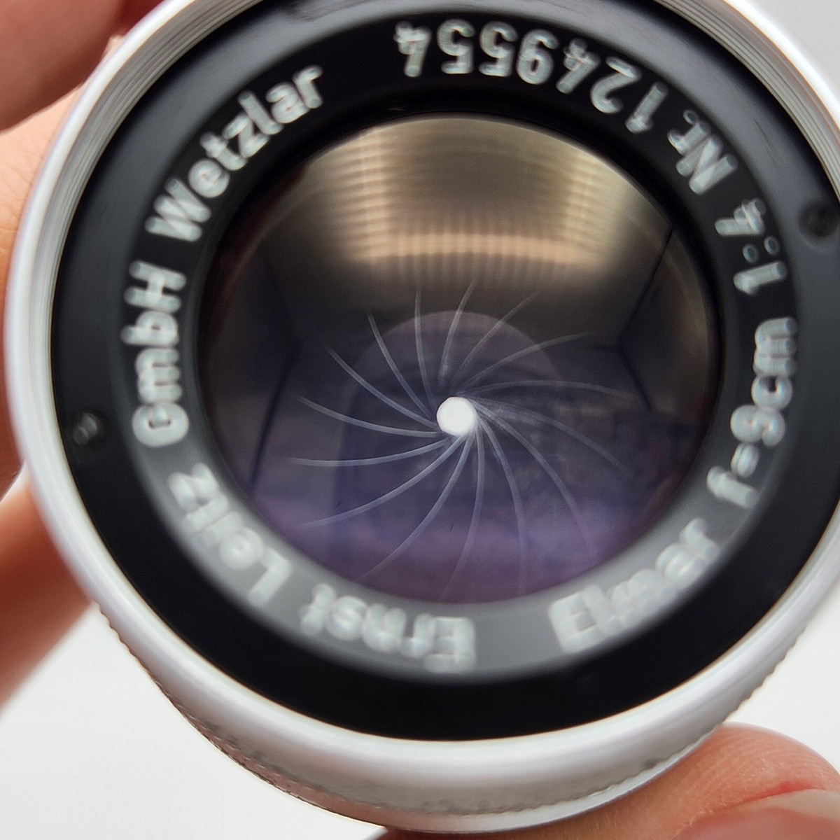 Leica Leitz Wetzlar Elmar 9cm 90mm F4 Prime Lens & Front Cap