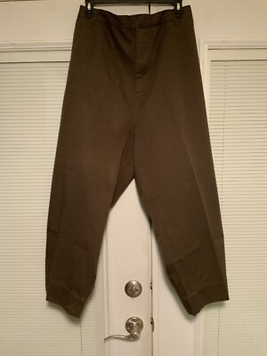 White Stag Woman Capri Pants With Slits Plus Size 26W Darkest Olive 