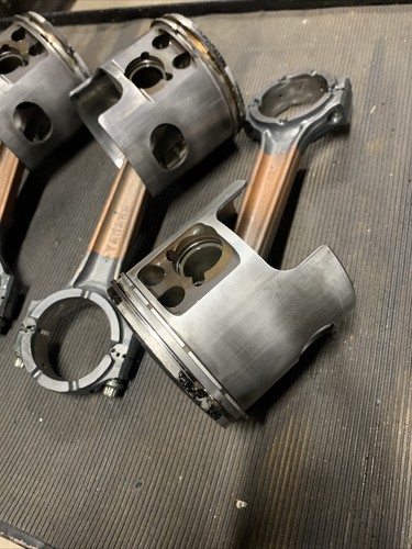 Yamaha 6D0-11642-01-85  Standard PORT  Piston & Connecting Rod - Picture 7 of 10