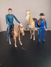 vintage Louis Marx Johnny West action figures And Horses