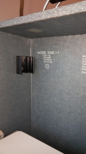 Zenith MODEL X540-1 Portable Record Player (VERY NICE) - Picture 18 of 19