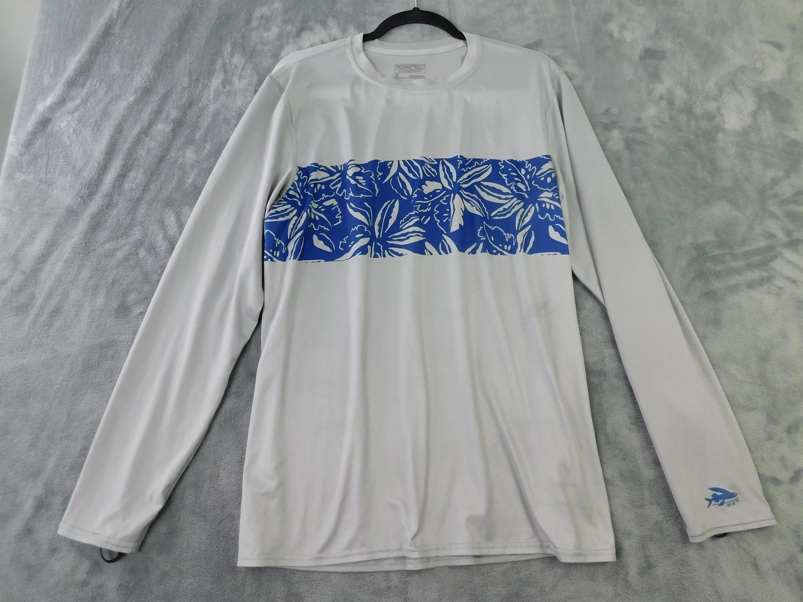 Patagonia Shirt Mens Medium Gray Long Sleeve UPF 50 Sun Fishing STY86170
Opens in a new window or ta