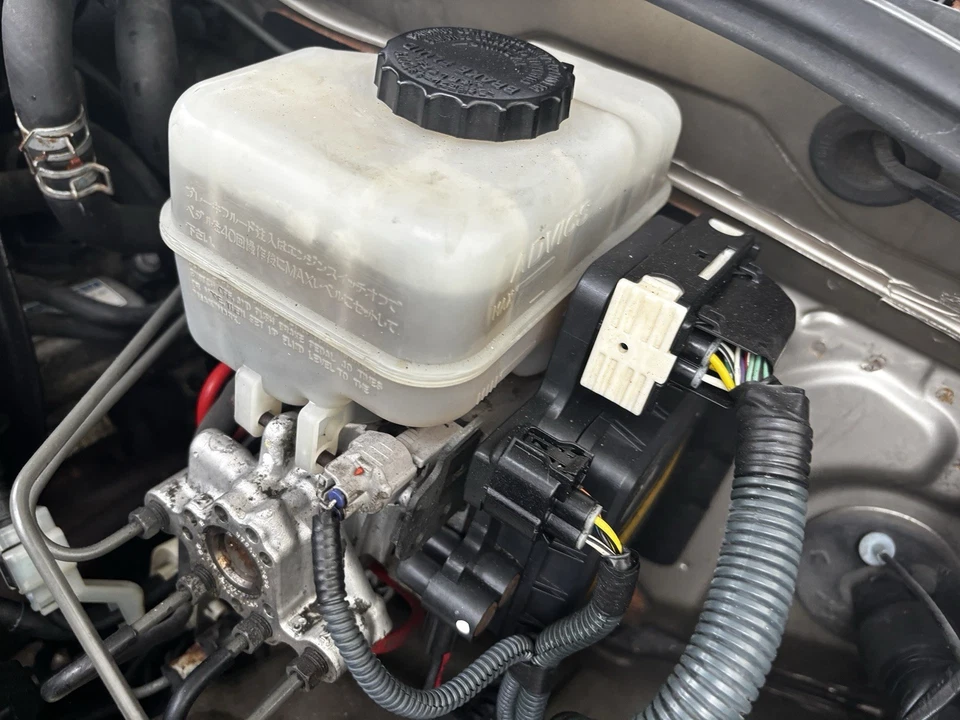 2003 - 2005 TOYOTA 4RUNNER LEXUS GX470 ABS PUMP MASTER CYLINDER ASSEMBLY - Image 3 of 3